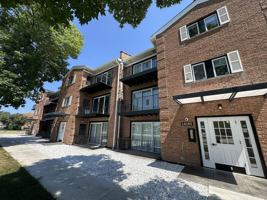 featured image of 10205 Dearlove Rd #102