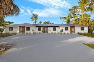 featured image of 3619 Poplar Way #B