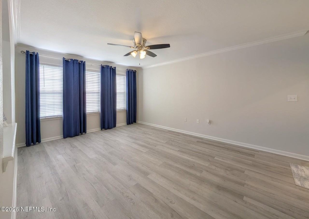 10075 Gate Pkwy N #1604 - Photo 7 of 33