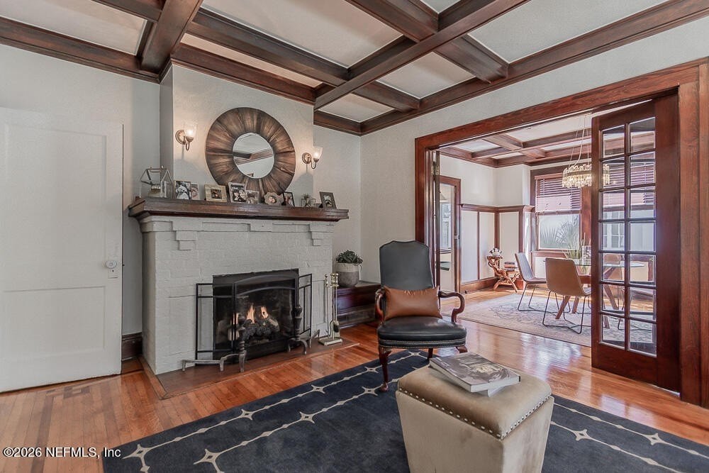 2751 Herschel St - Photo 6 of 23