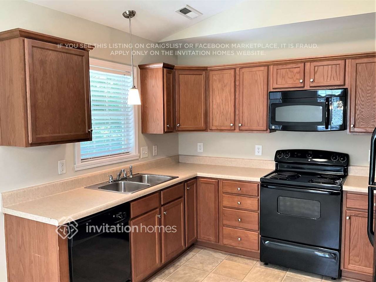5288 Mount Hope Dr - Photo 6 of 14