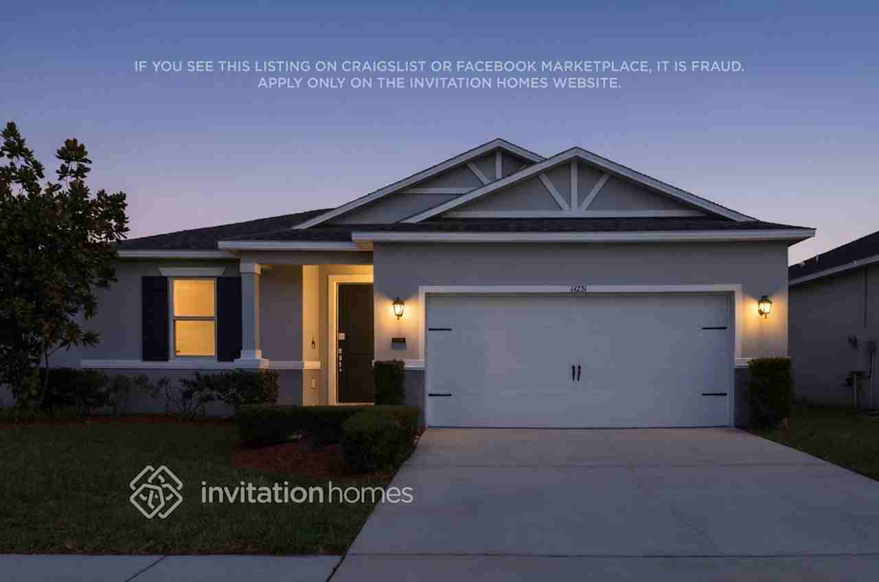 14231 Seranoa Dr - Photo 3 of 20