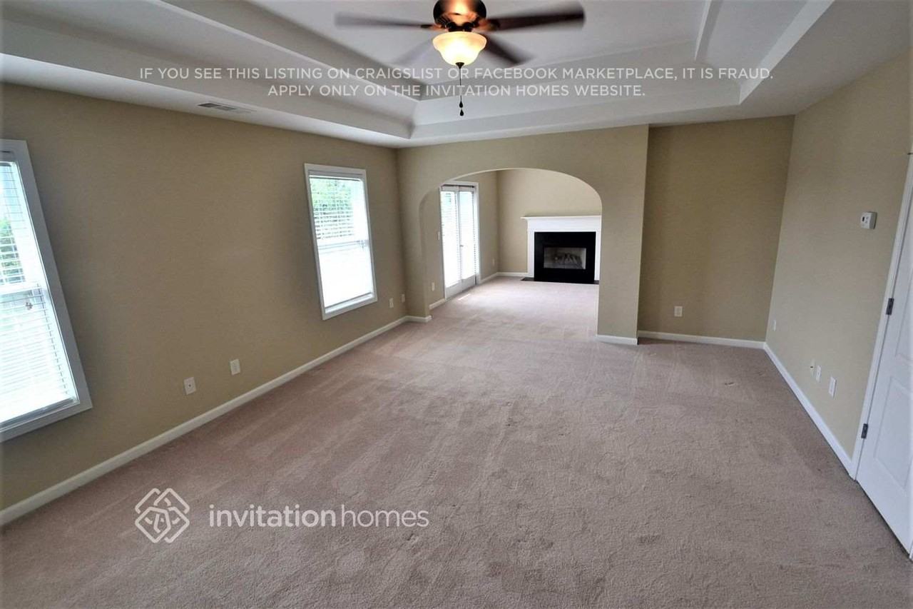 825 Kaitlyn Dr - Photo 6 of 11