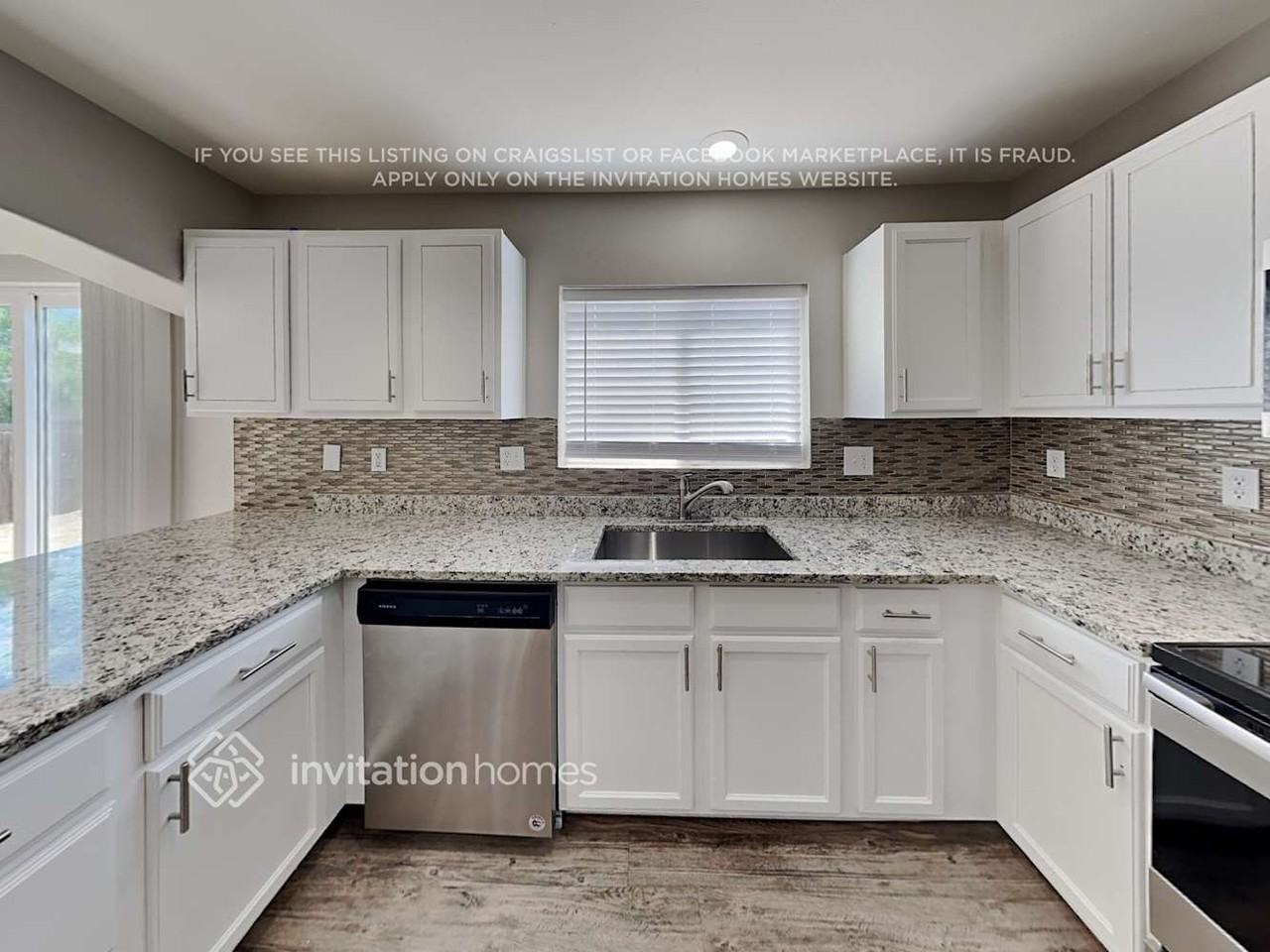 1741 Keswick Rd - Photo 7 of 19