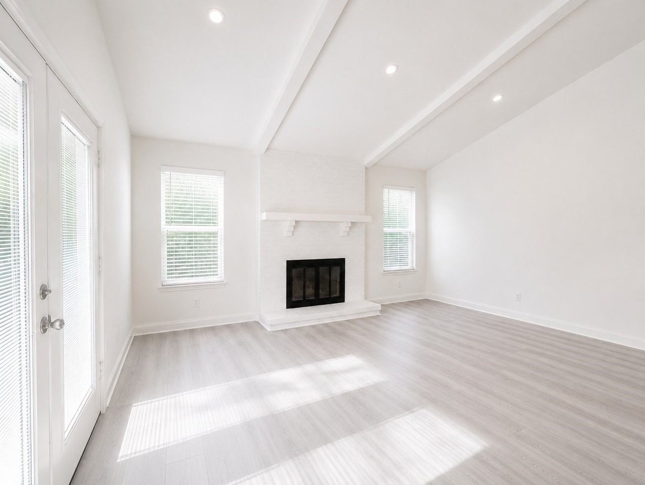2906 Peppertree Pl - Photo 6 of 15