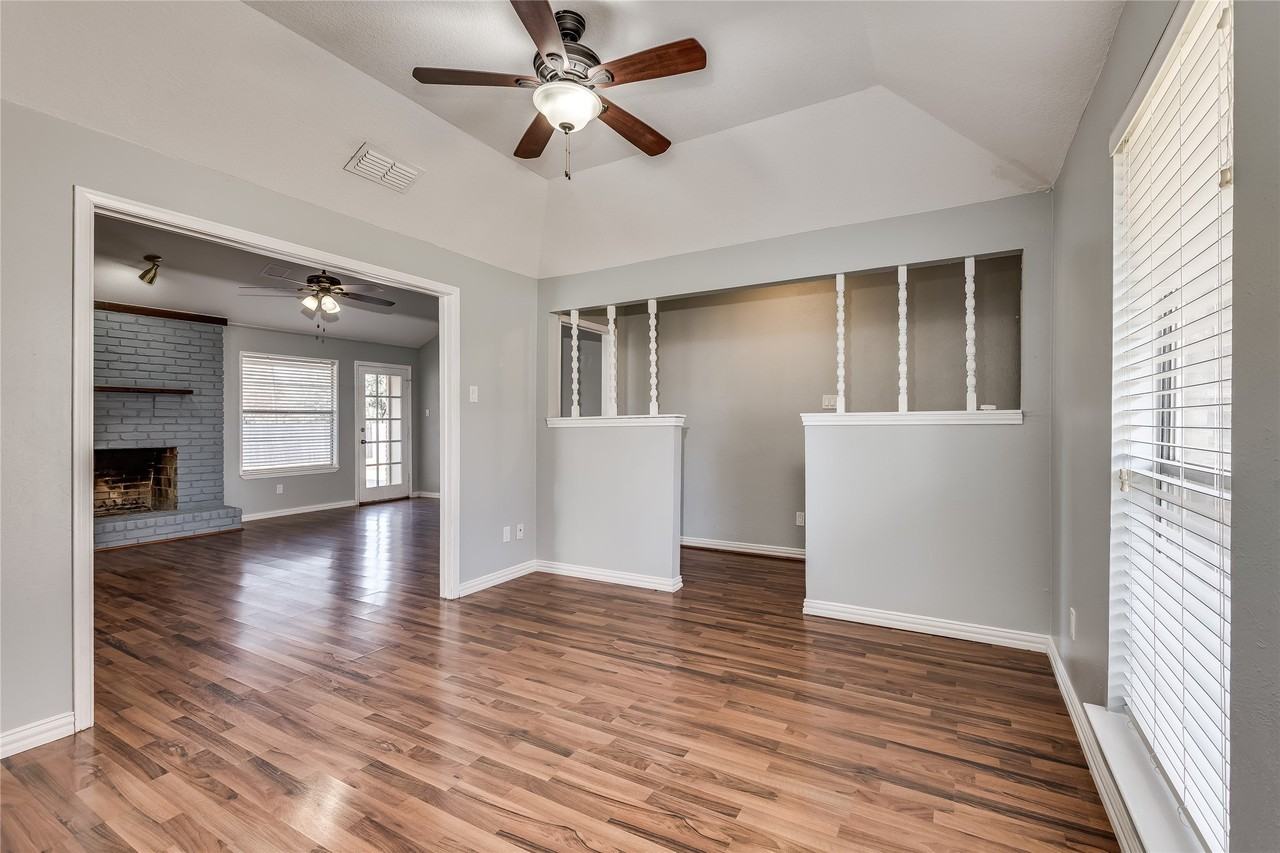 3807 Spring Hollow Dr - Photo 6 of 27