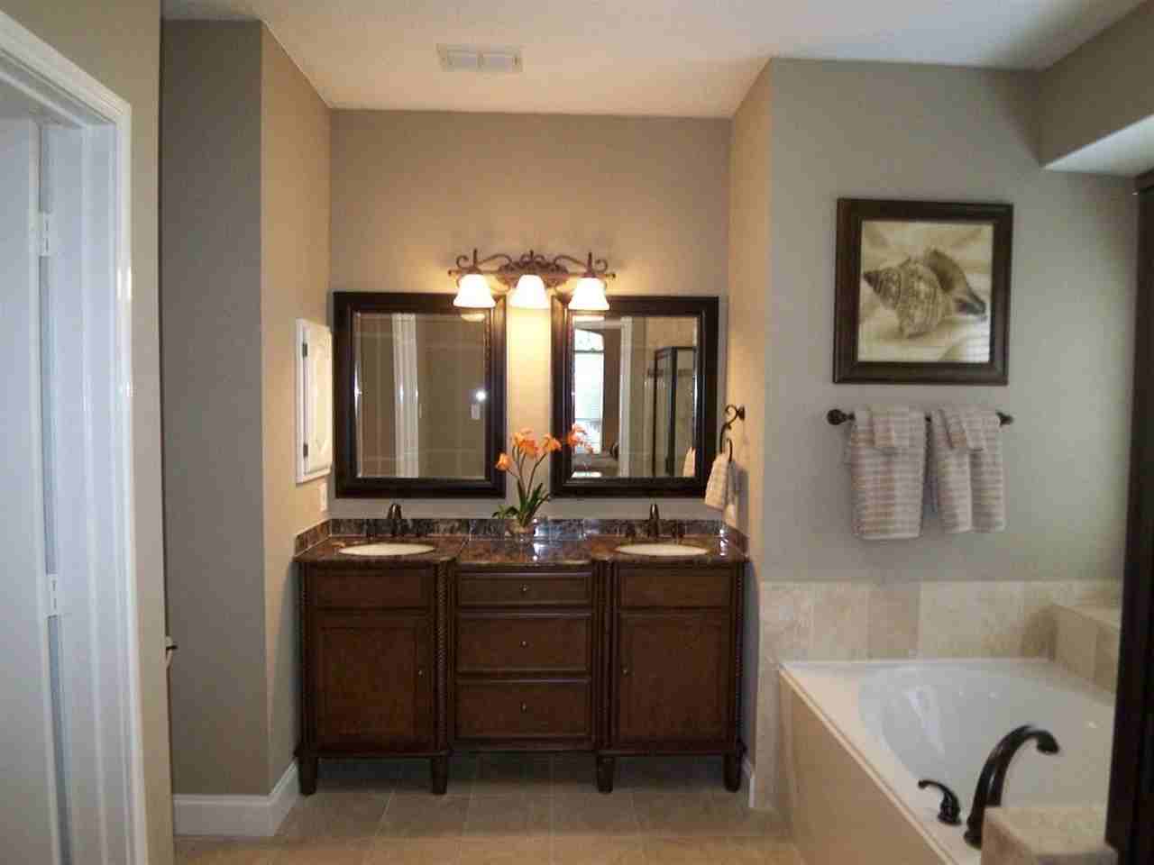 11613 Alexandria Dr - Photo 2 of 26