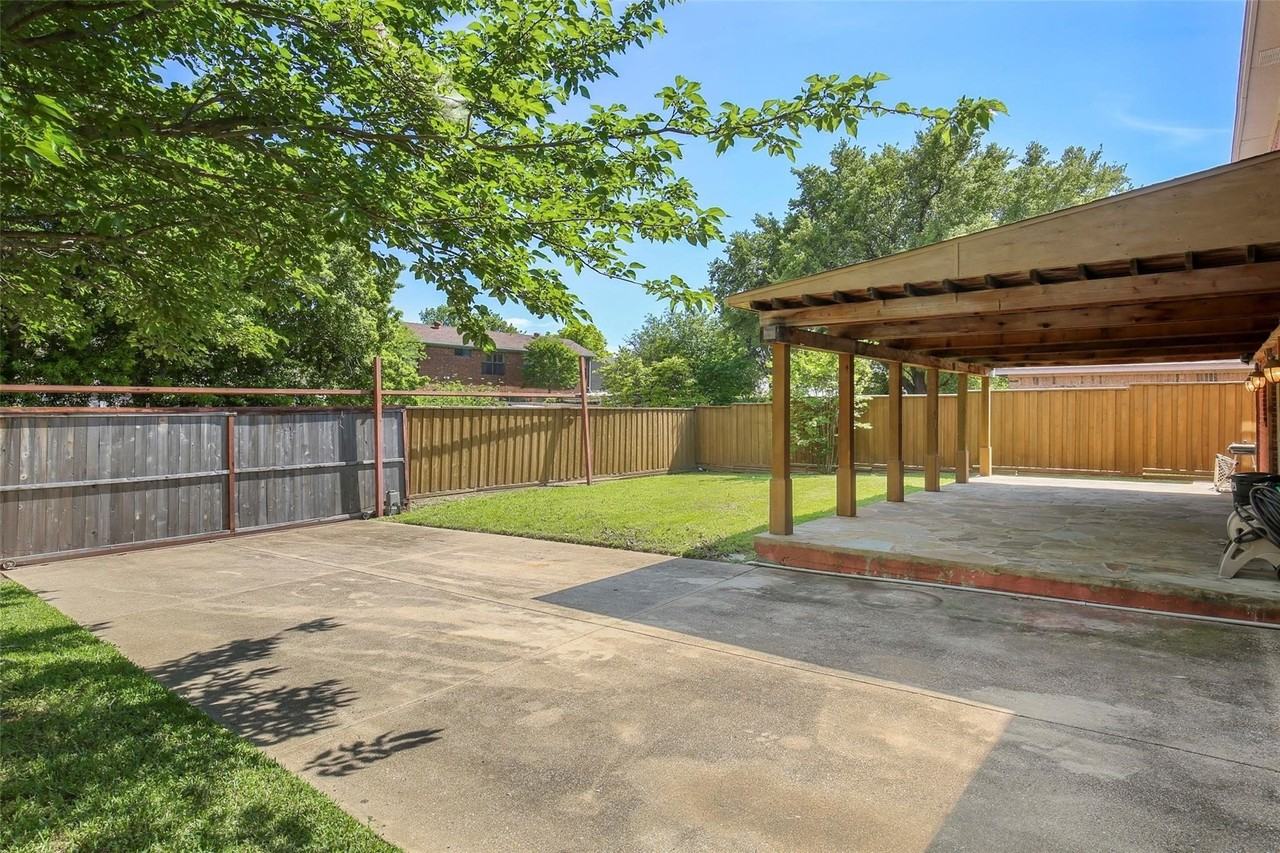 2226 Crystal Creek Ln - Photo 5 of 24