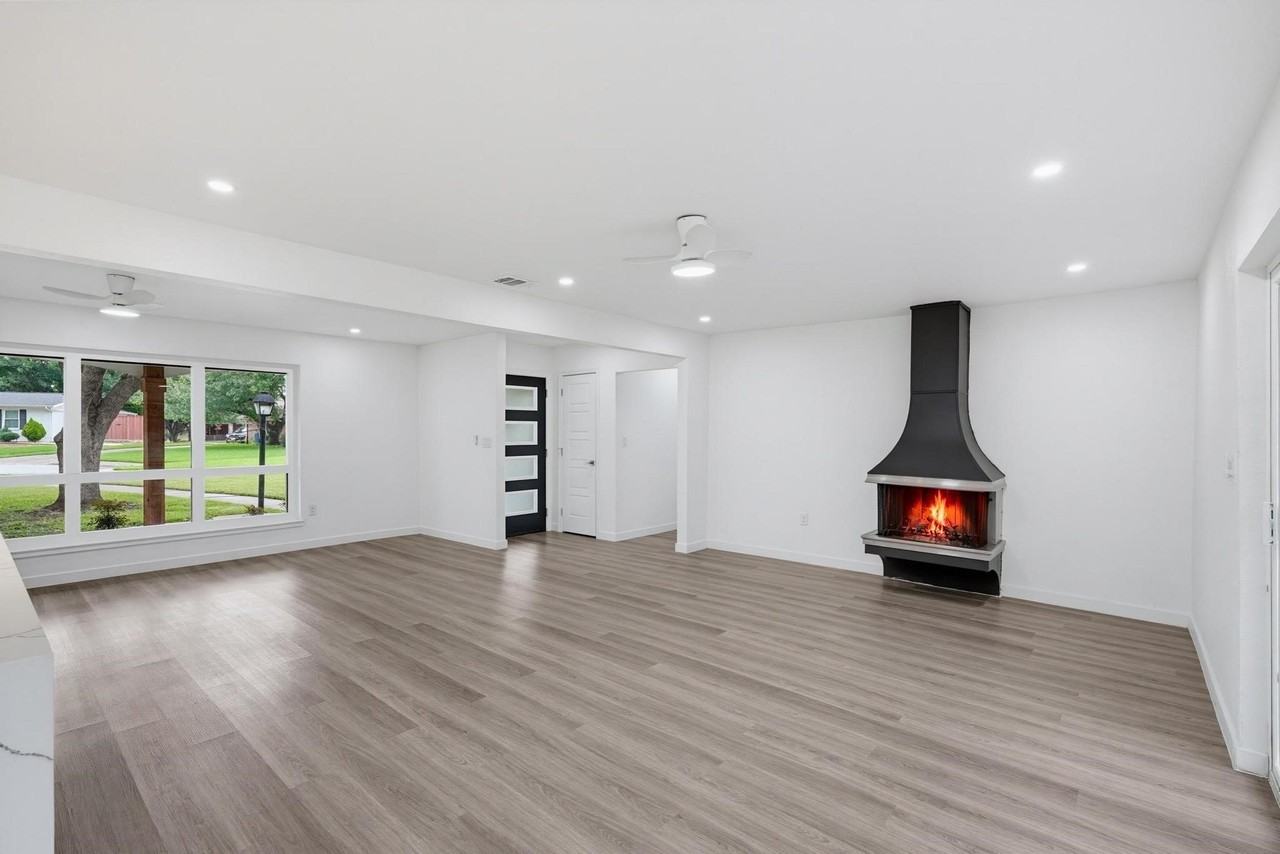 12607 Gaslite Cir - Photo 6 of 31