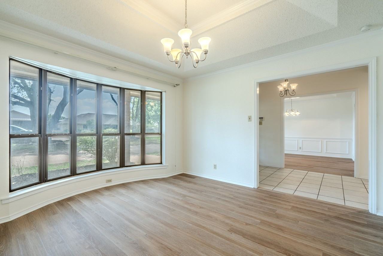 4501 Ridge North Rd - Photo 5 of 39