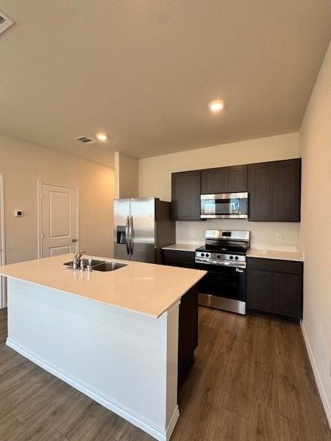 212 Arbor Dr - Photo 4 of 22