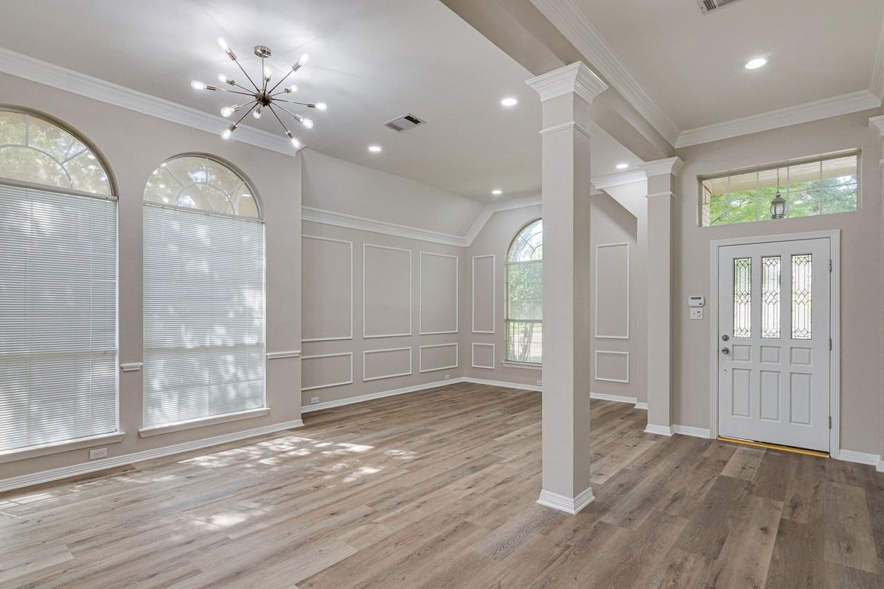 145 Hearthwood Dr - Photo 3 of 26