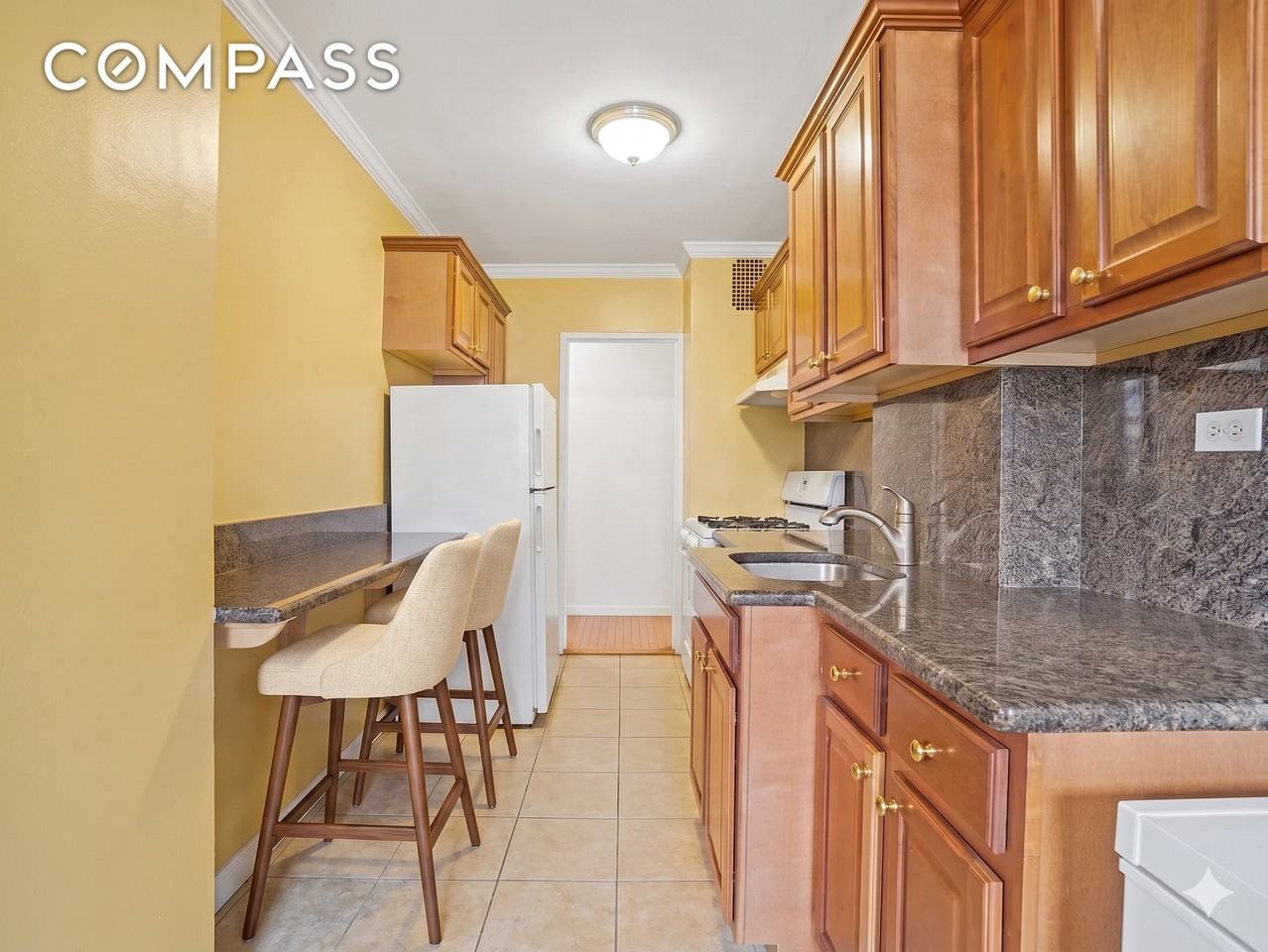 122 Ashland Pl #14A - Photo 4 of 21