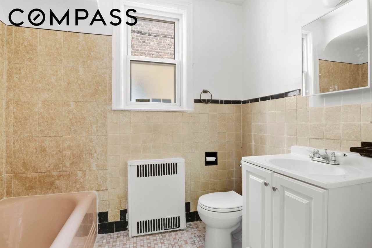 294 E 45th St #1 - Photo 5 of 5