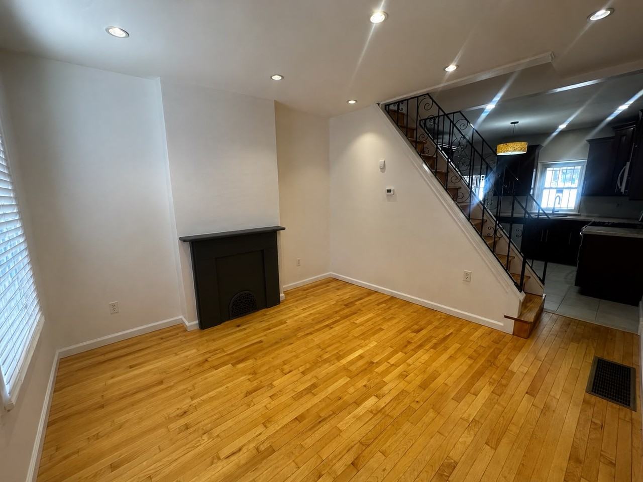 315 N Holly St #1 - Photo 2 of 16