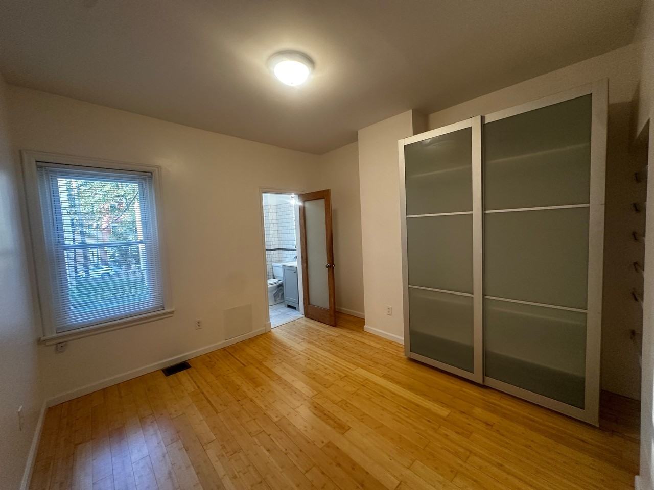 315 N Holly St #1 - Photo 4 of 16