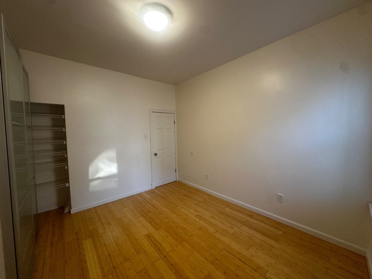 315 N Holly St #1 - Photo 5 of 16