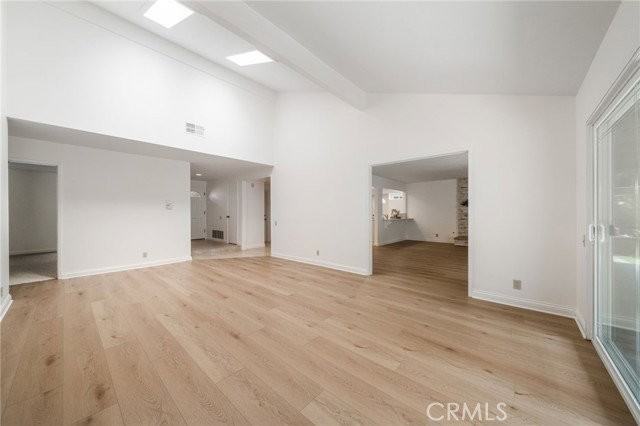 24382 Macedo Dr - Photo 5 of 8