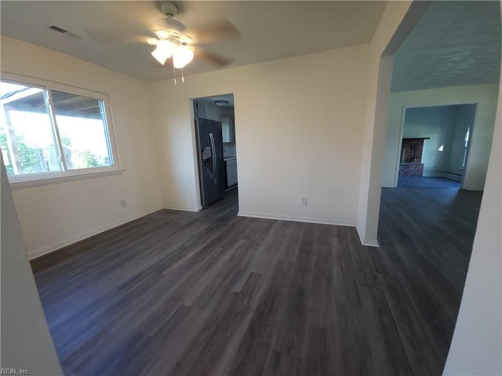 846 Drawbridge Dr - Photo 4 of 24