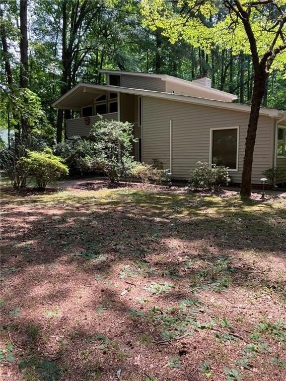 4852 Rosewell Dr - Photo 2 of 36