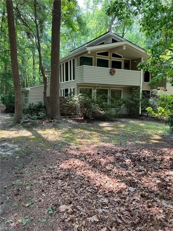 4852 Rosewell Dr - Photo 3 of 36