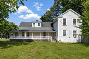 featured image of 716 Dudley Ave #1