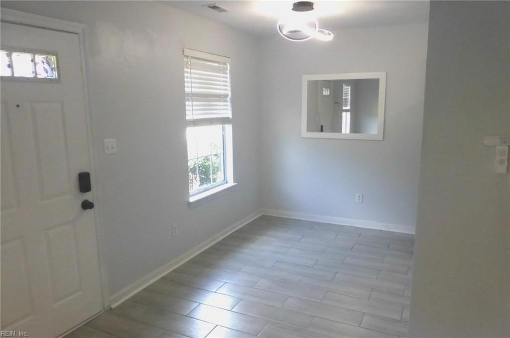 3512 Clover Meadows Dr - Photo 4 of 9