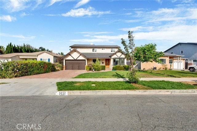 1432 N Catalina St