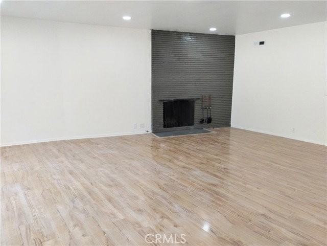 374 Grand Ave - Photo 4 of 8