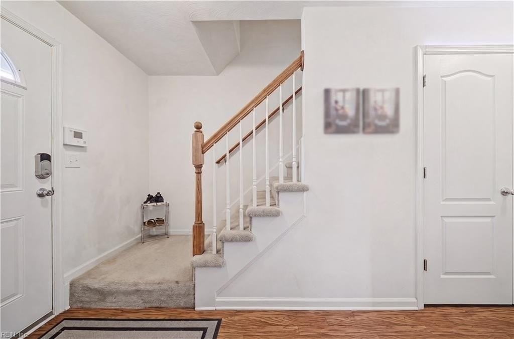 722 Dune St - Photo 6 of 42