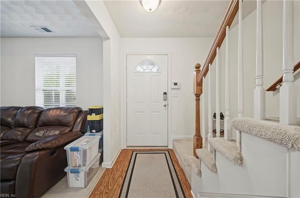 722 Dune St - Photo 7 of 42