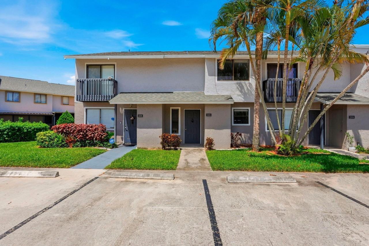 2305 Seaside Dr