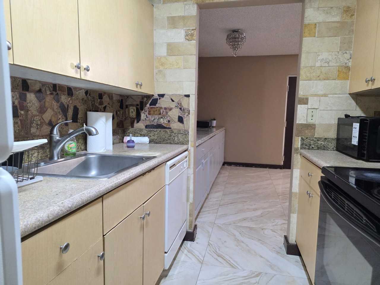 1127 Lake Terry Dr #C - Photo 3 of 12