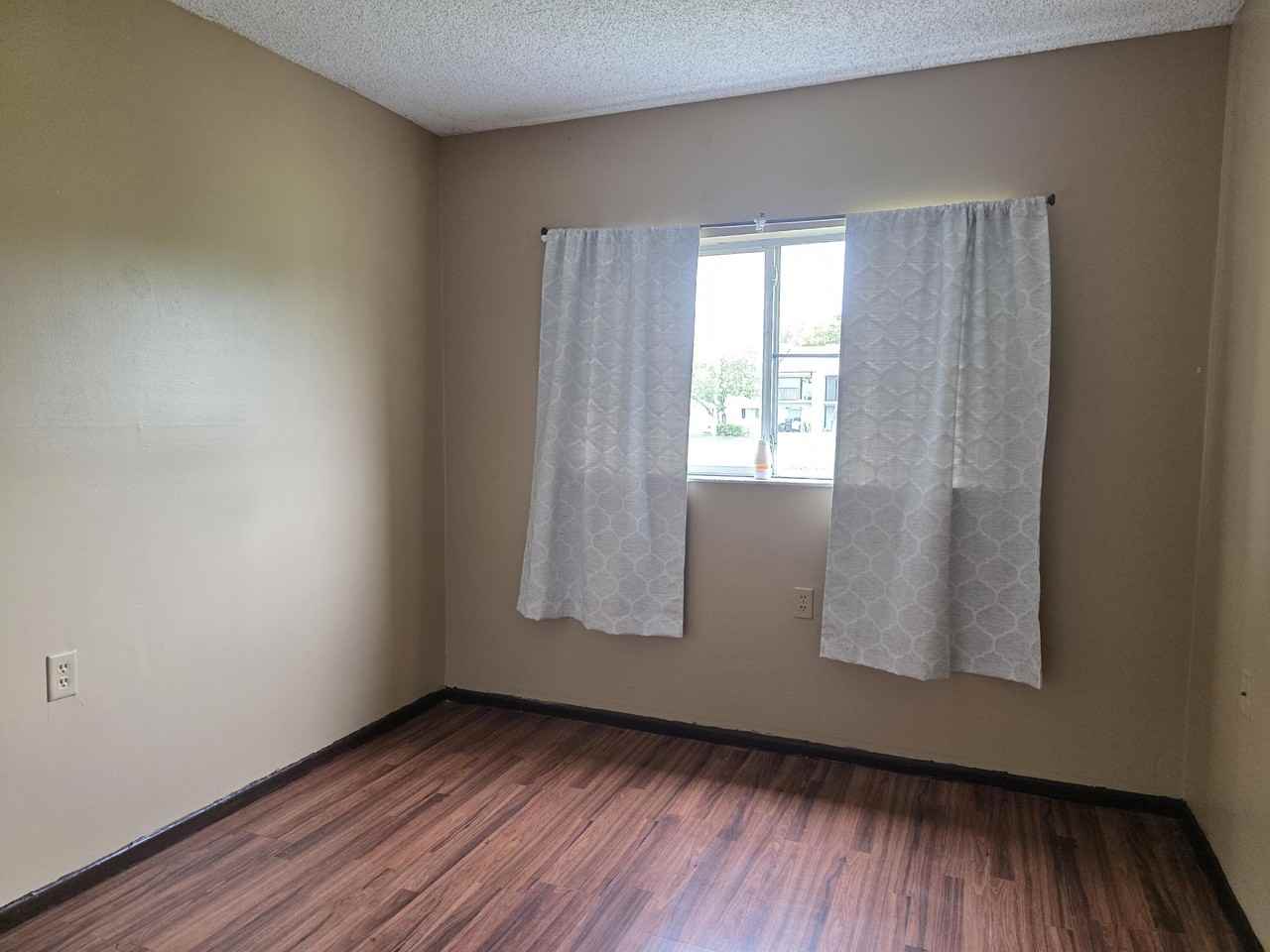 1127 Lake Terry Dr #C - Photo 5 of 12