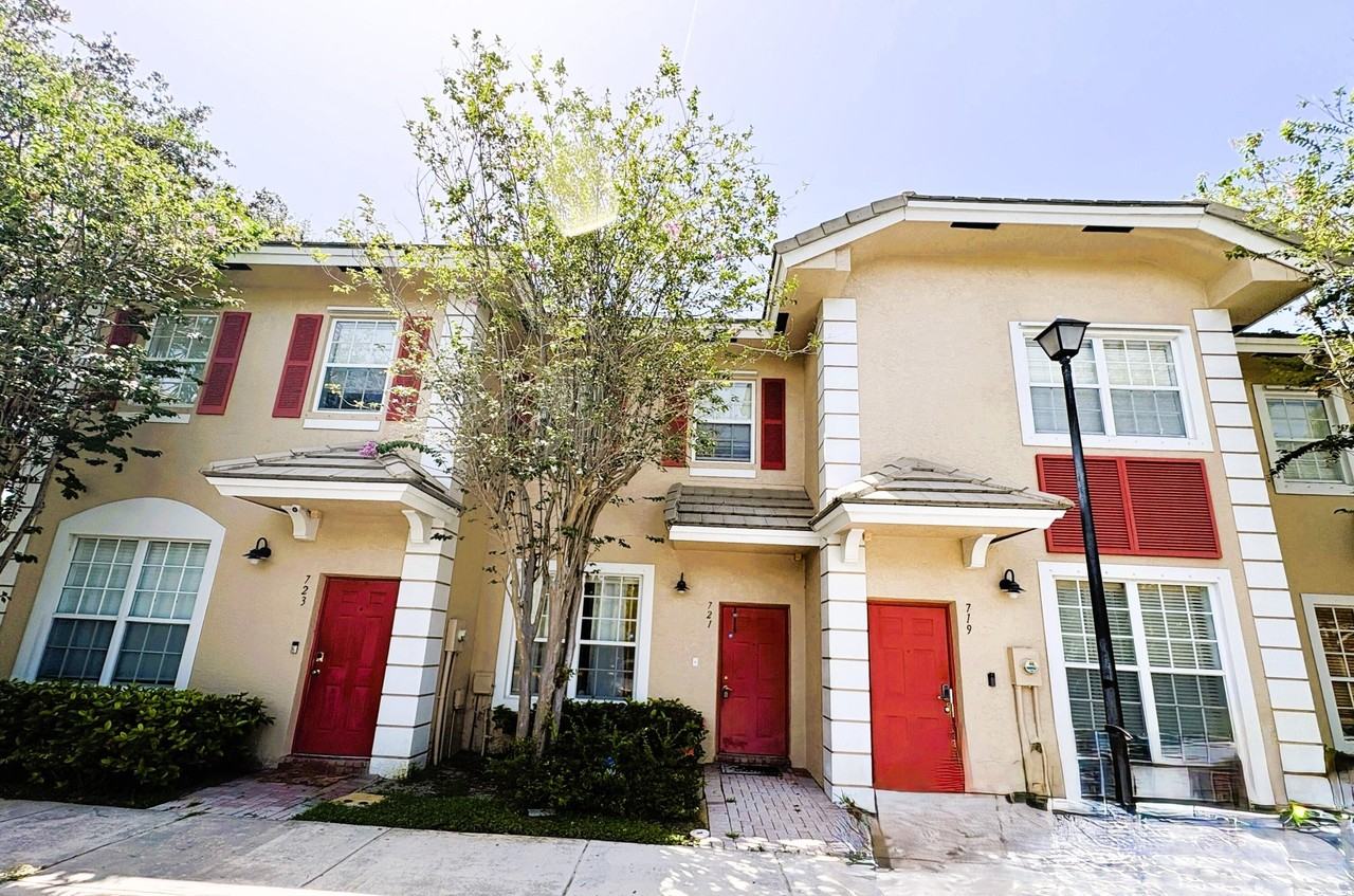 721 Nw 42nd Ave