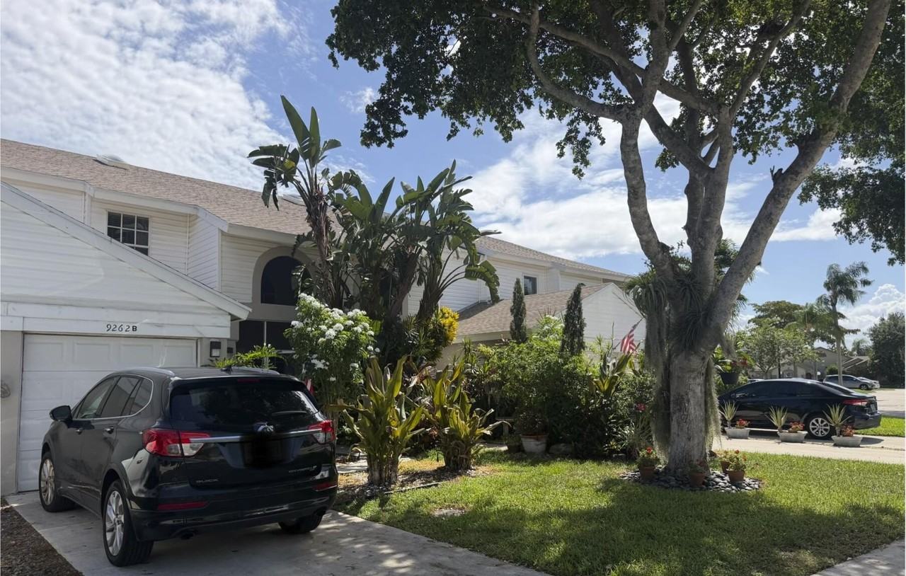 9262 Boca Gardens Pkwy #B - Photo 2 of 30