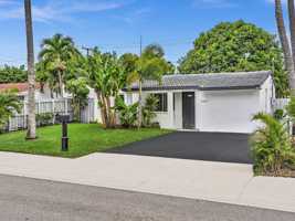 featured image of 5365 N Andrews Ave