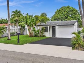 5365 N Andrews Ave - Photo 1 of 1