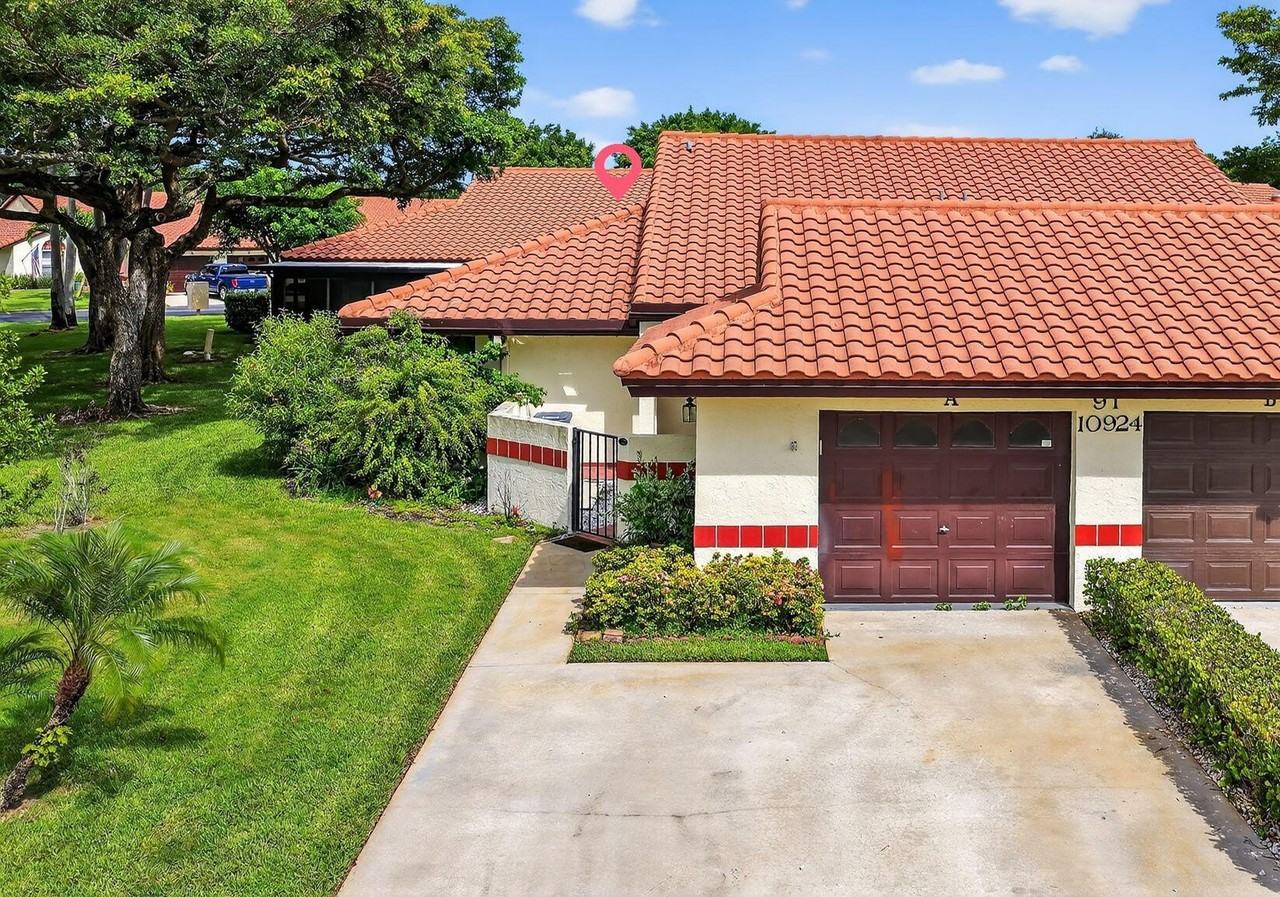 10924 Roebelini Palm Ct #A - Photo 2 of 32