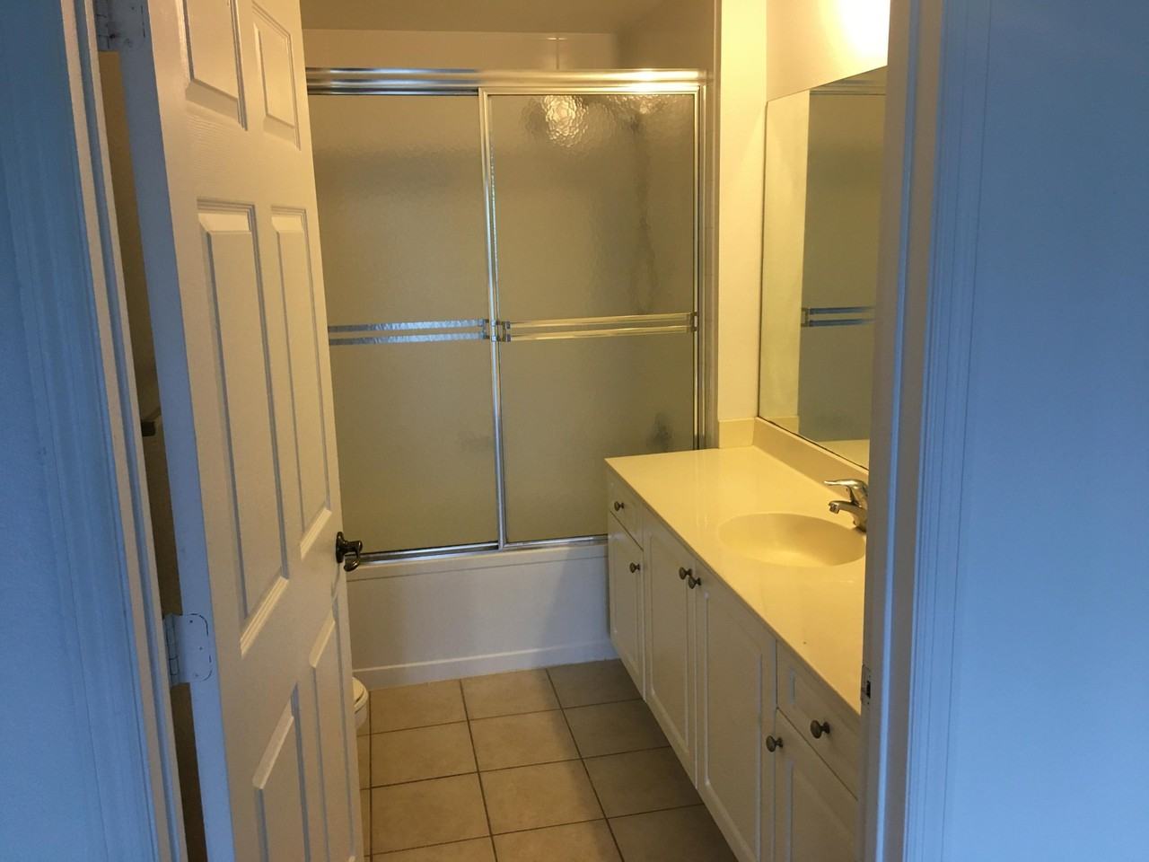 2801 Sarento Pl #302 - Photo 5 of 10