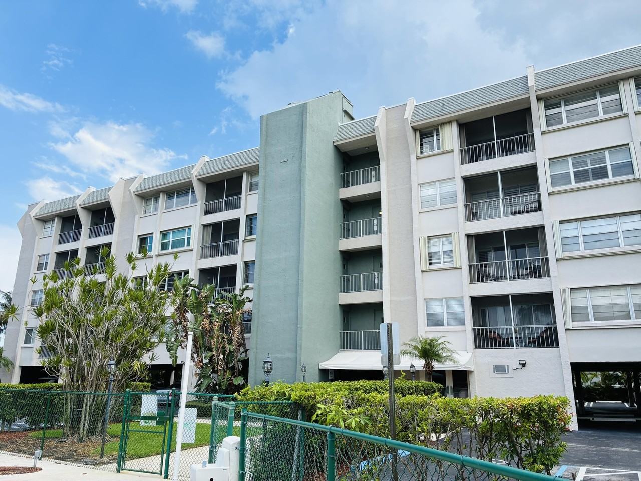 505 Spencer Dr #112