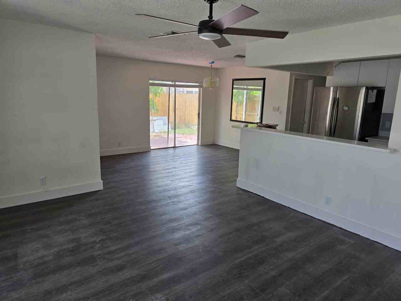 435 Sw 61st Ter - Photo 6 of 18