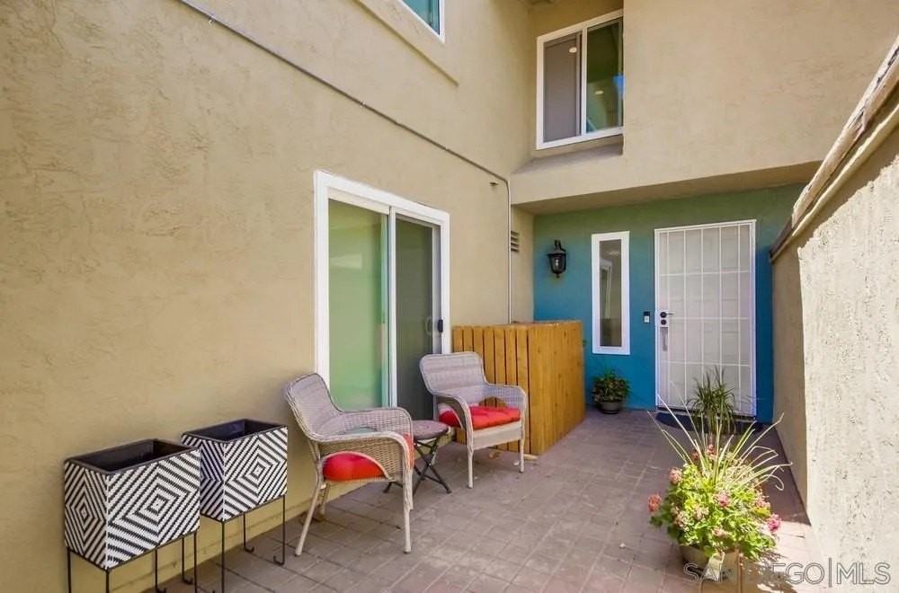 6952 Camino Amero - Photo 5 of 50