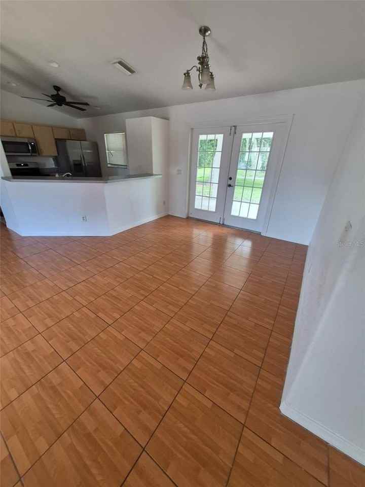 4254 Cynthia Ter - Photo 2 of 14