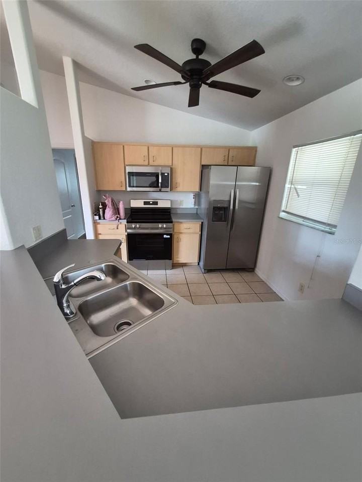 4254 Cynthia Ter - Photo 4 of 14