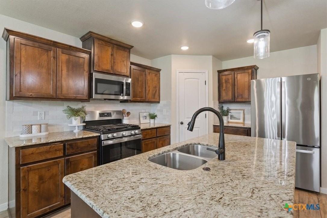 2618 Bolzano Trl - Photo 6 of 36