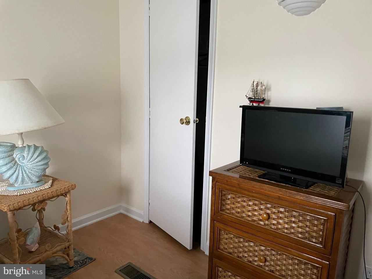 25940 Starboard Dr #72 - Photo 4 of 15