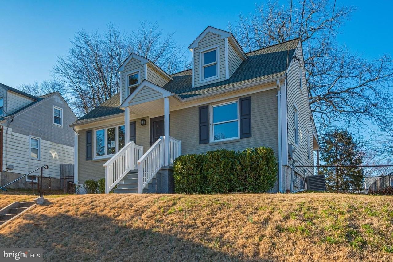 10 Birch Ave - Photo 2 of 4