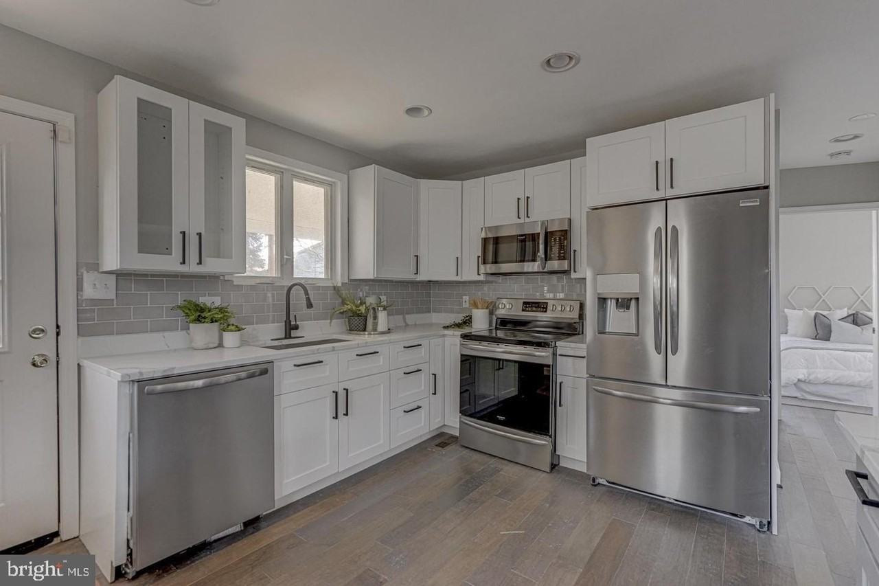 10 Birch Ave - Photo 4 of 4