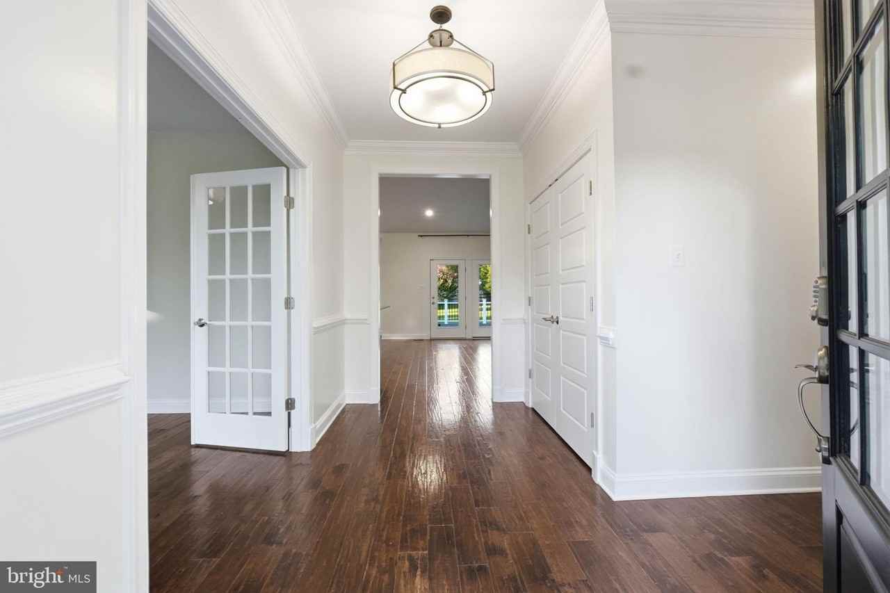 17601 Crystal Spring Ter - Photo 3 of 50